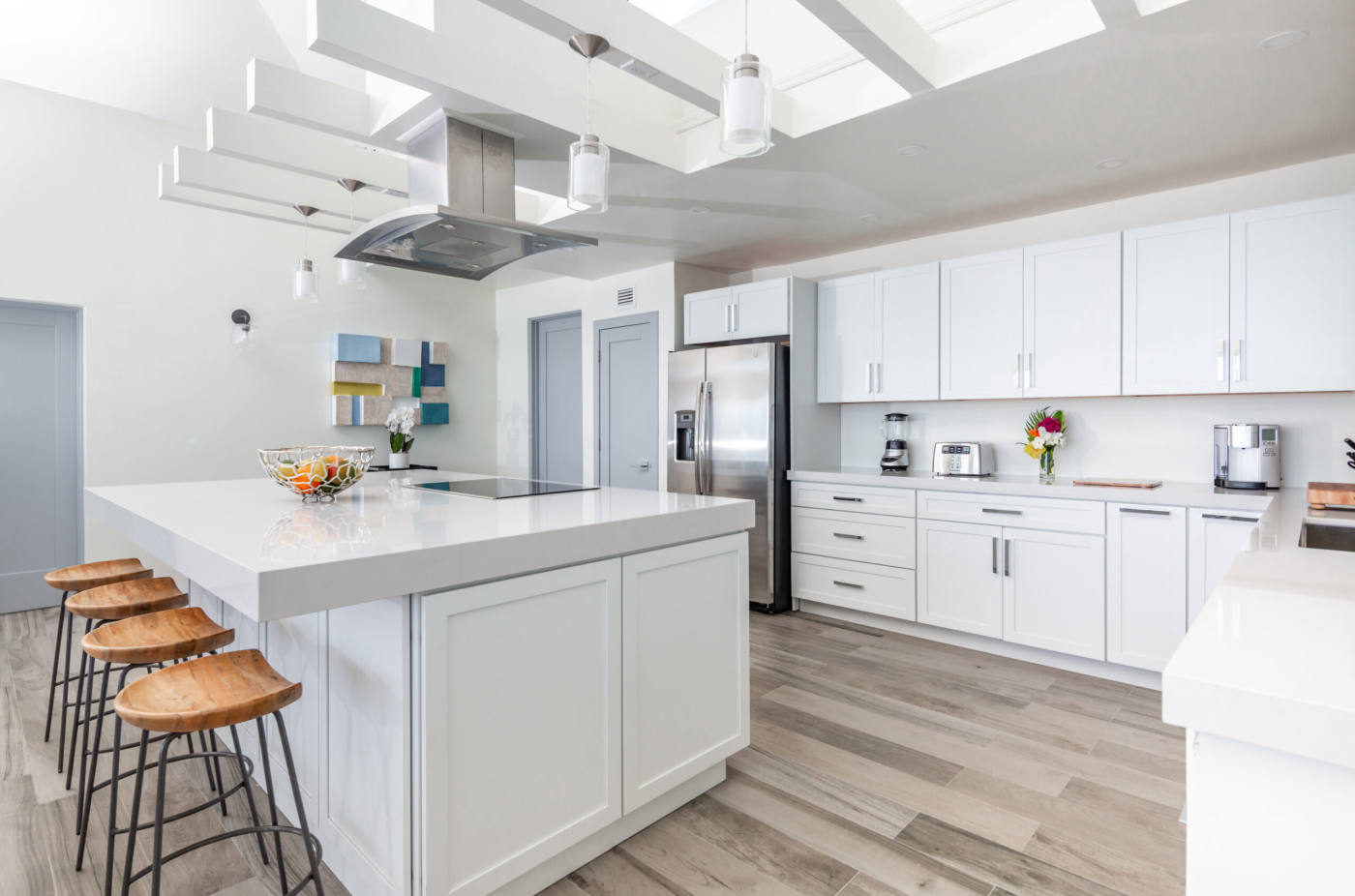 Квартира, 428684 м², 2 300 000$ — FAKTOR