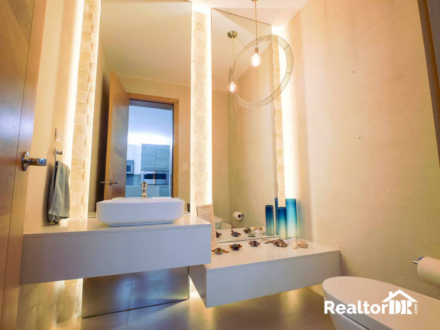 Квартира, 1593 м², 695 000$ — FAKTOR
