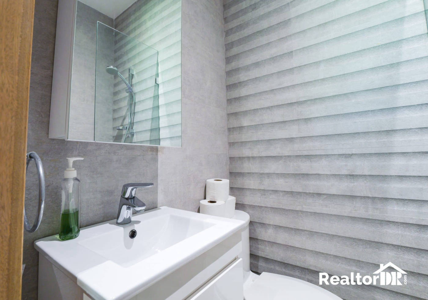 Квартира, 1593 м², 695 000$ — FAKTOR