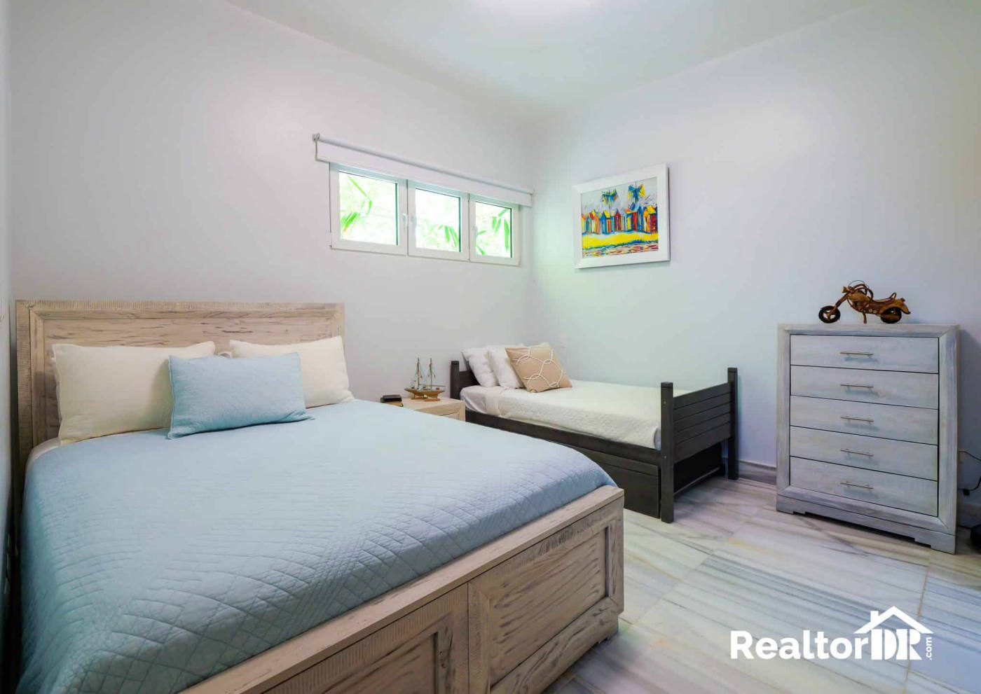 Квартира, 1593 м², 695 000$ — FAKTOR