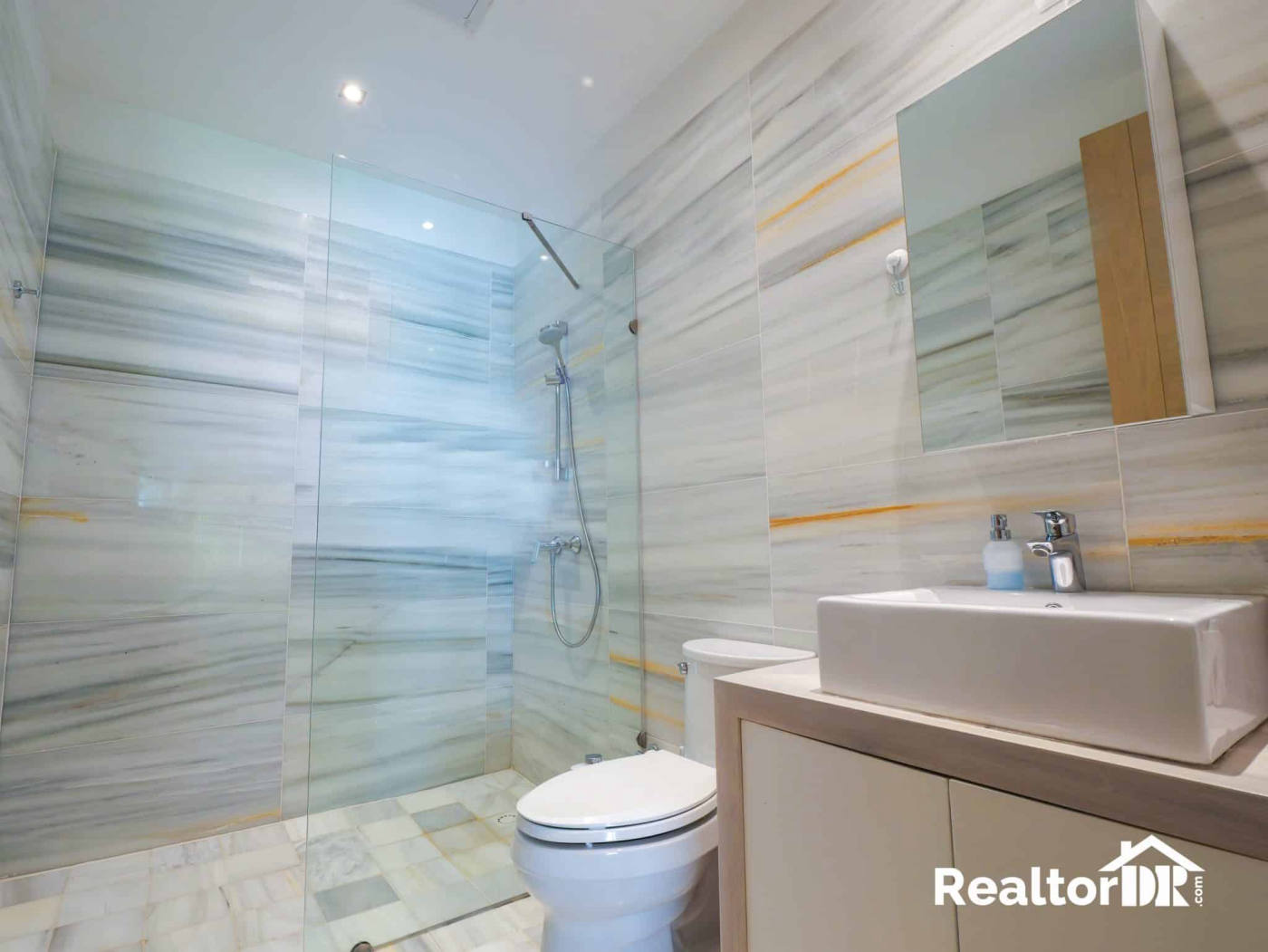 Квартира, 1593 м², 695 000$ — FAKTOR