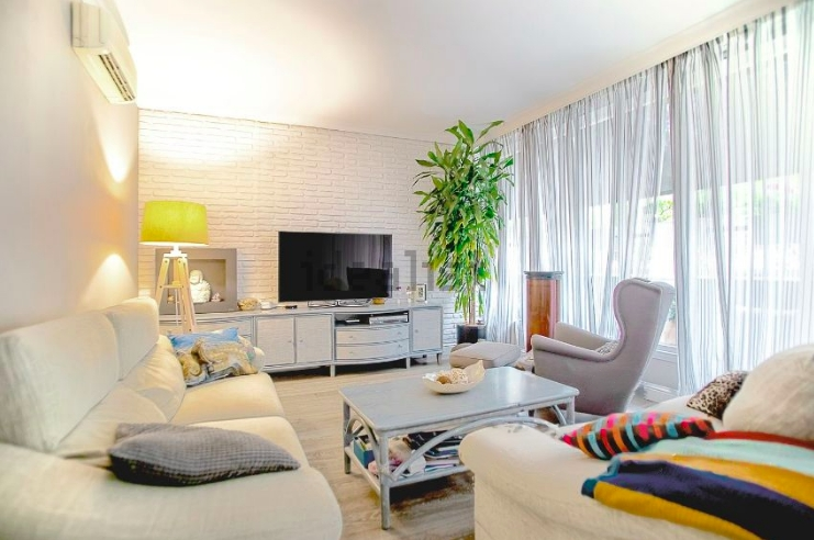 Квартира, 1248 м², 745 000$ — FAKTOR