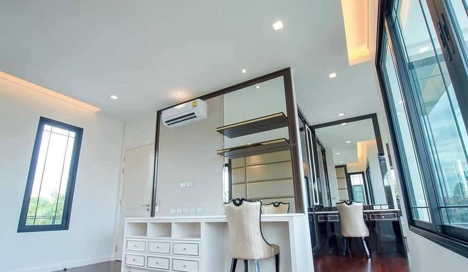 Квартира, 4930 м², 707 250$ — FAKTOR