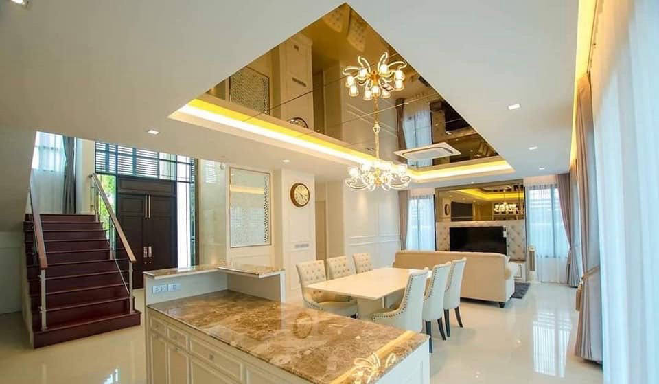 Квартира, 4930 м², 707 250$ — FAKTOR