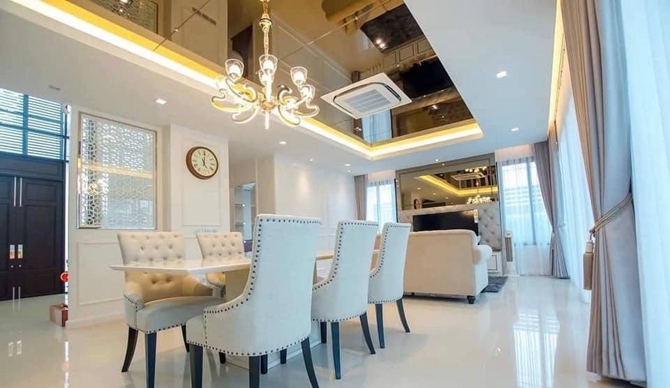 Квартира, 4930 м², 707 250$ — FAKTOR