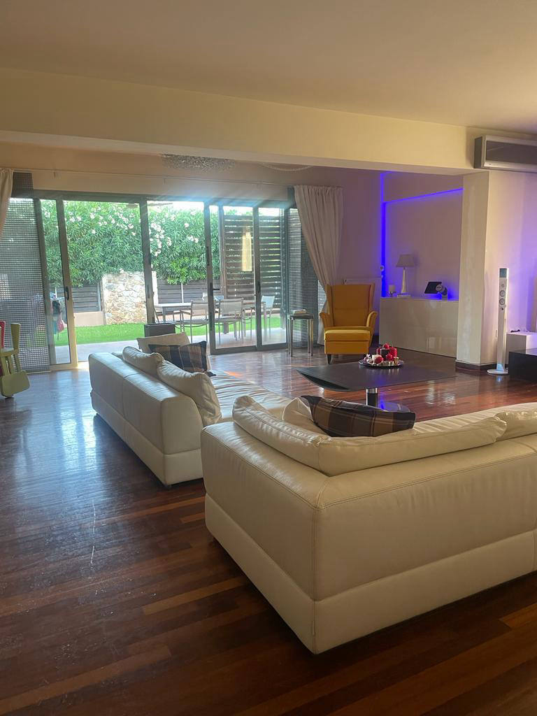 Квартира, 3621 м², 1 485 000$ — FAKTOR