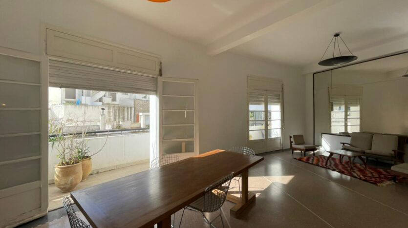 Квартира, 1711 м², 244 800$ — FAKTOR