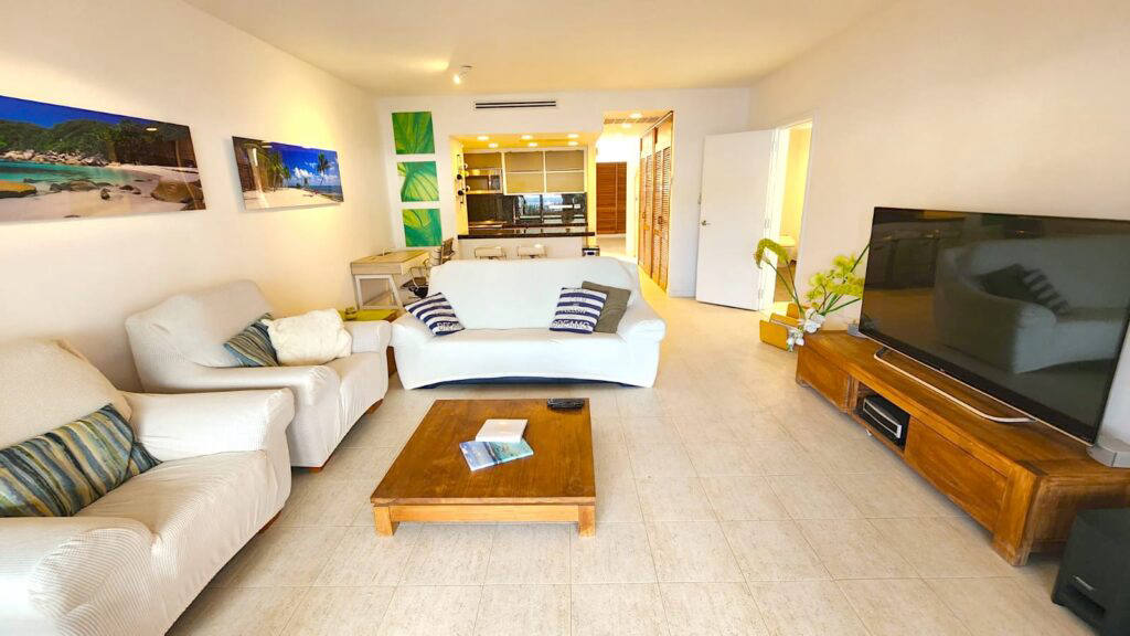 Квартира, 1615 м², 675 000$ — FAKTOR