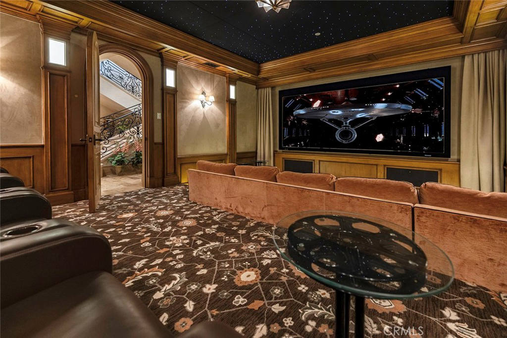 Квартира, 15000 м², 59 800 000$ — FAKTOR