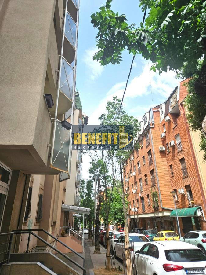 Квартира, 1615 м², 557 000$ — FAKTOR
