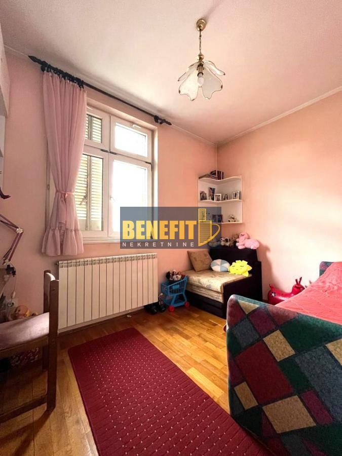 Квартира, 1055 м², 286 000$ — FAKTOR