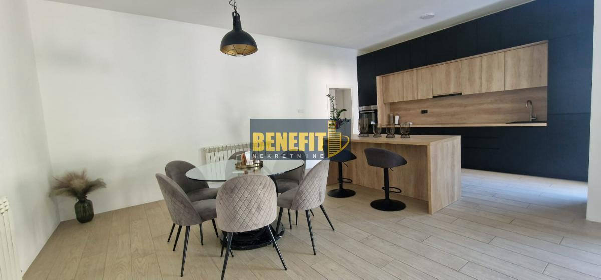 Квартира, 2368 м², 880 000$ — FAKTOR