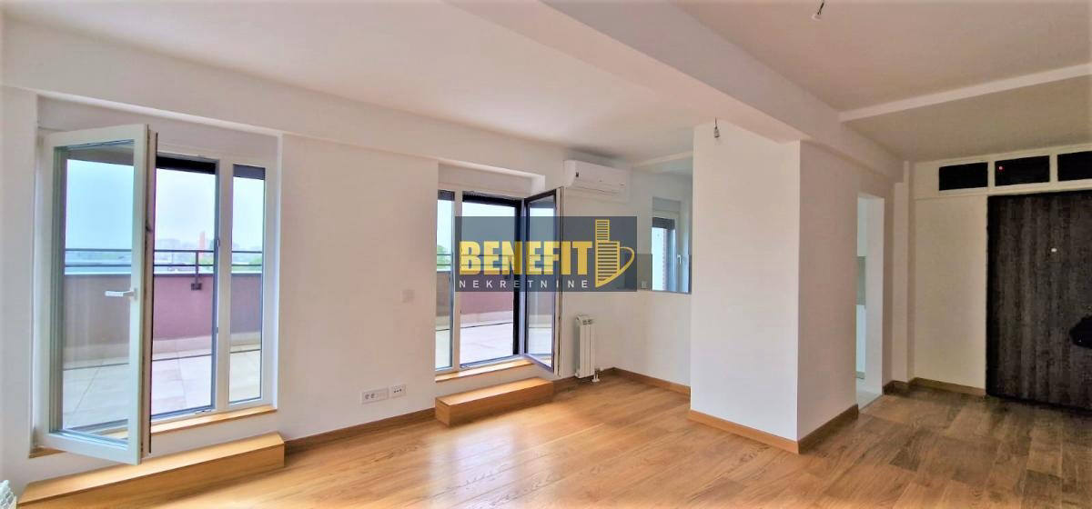 Квартира, 807 м², 263 500$ — FAKTOR
