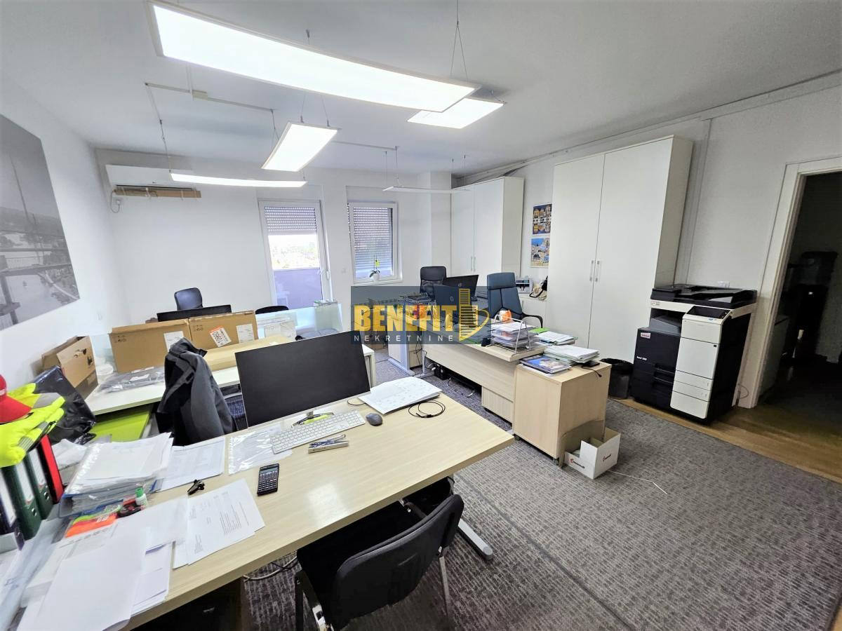 Квартира, 969 м², 252 000$ — FAKTOR