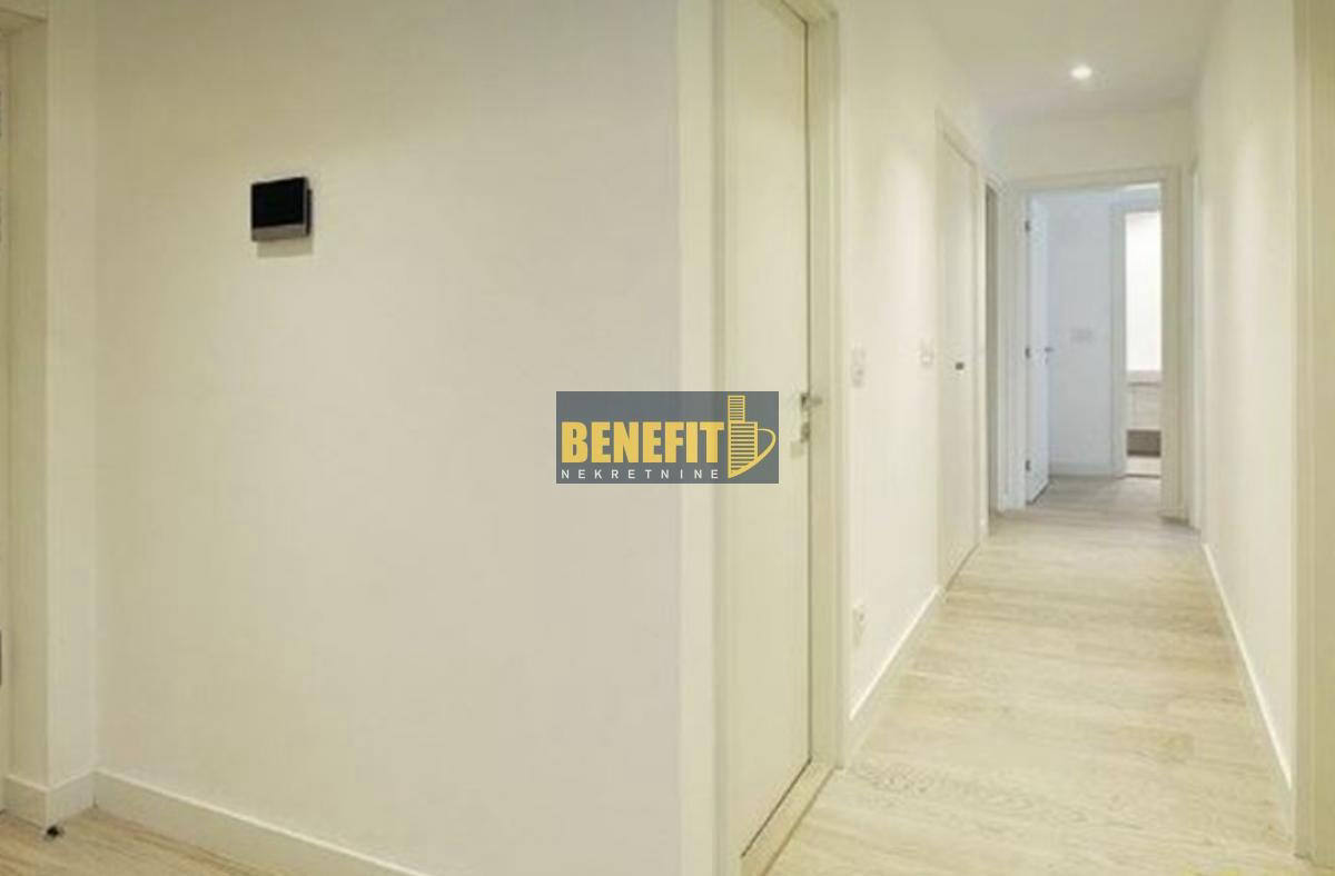 Квартира, 1173 м², 498 000$ — FAKTOR