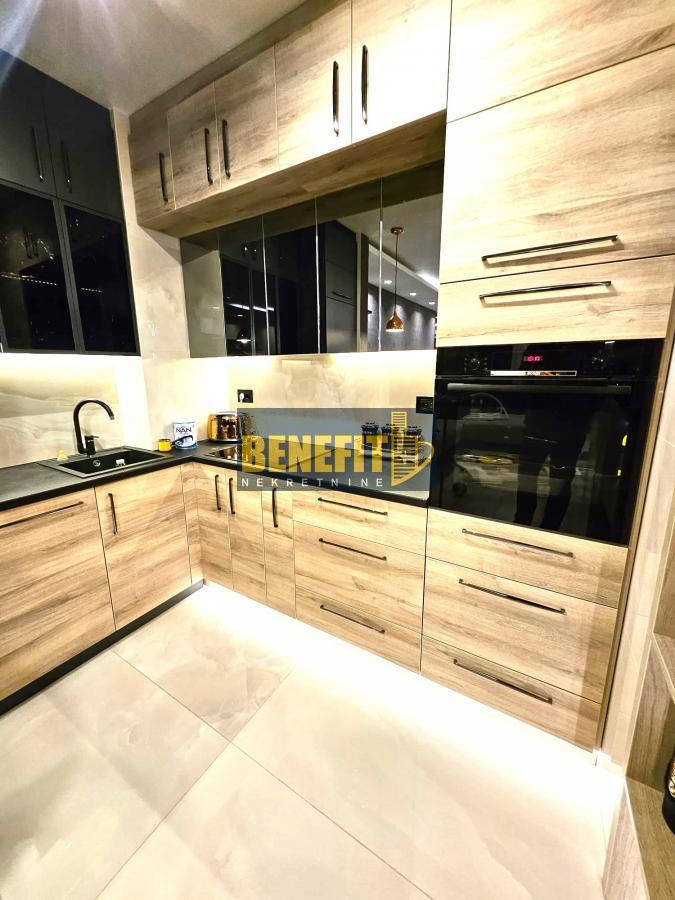 Квартира, 667 м², 269 000$ — FAKTOR