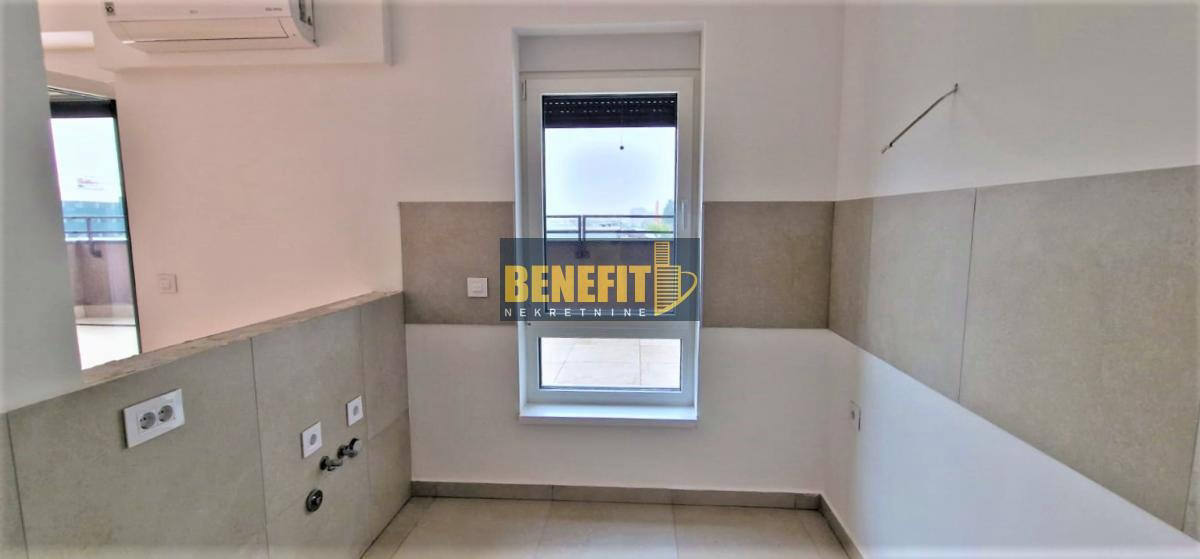 Квартира, 807 м², 263 500$ — FAKTOR