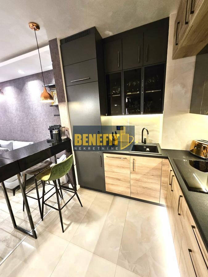 Квартира, 667 м², 269 000$ — FAKTOR
