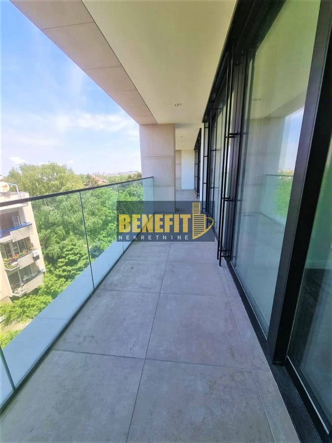 Квартира, 2002 м², 1 095 000$ — FAKTOR