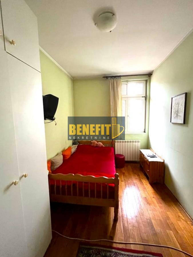 Квартира, 1055 м², 286 000$ — FAKTOR