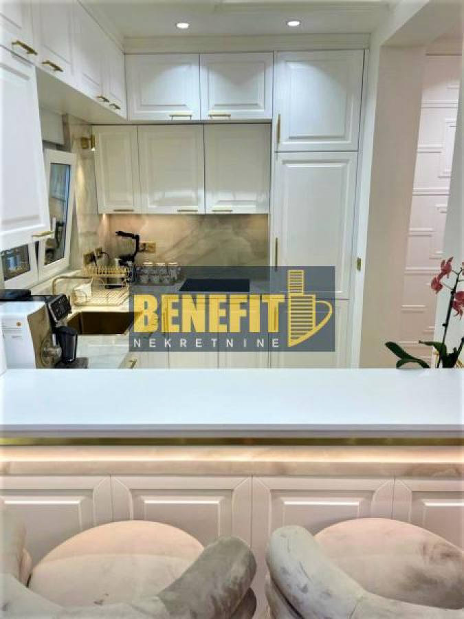 Квартира, 1884 м², 1 150 000$ — FAKTOR