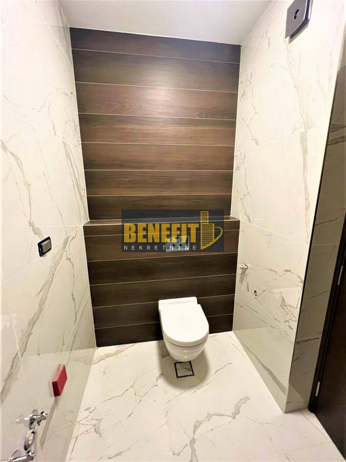 Квартира, 1432 м², 600 000$ — FAKTOR