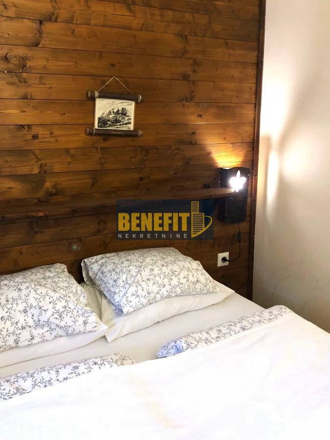 Коммерческая недвижимость, 4575 м², 890 000$ — FAKTOR
