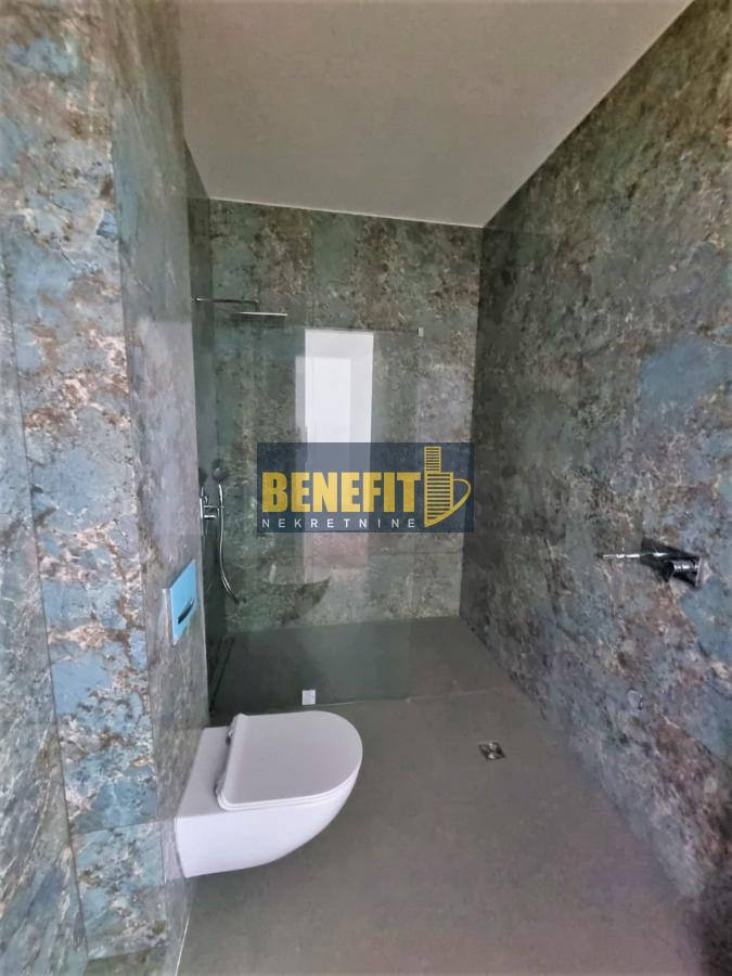 Квартира, 2002 м², 1 095 000$ — FAKTOR