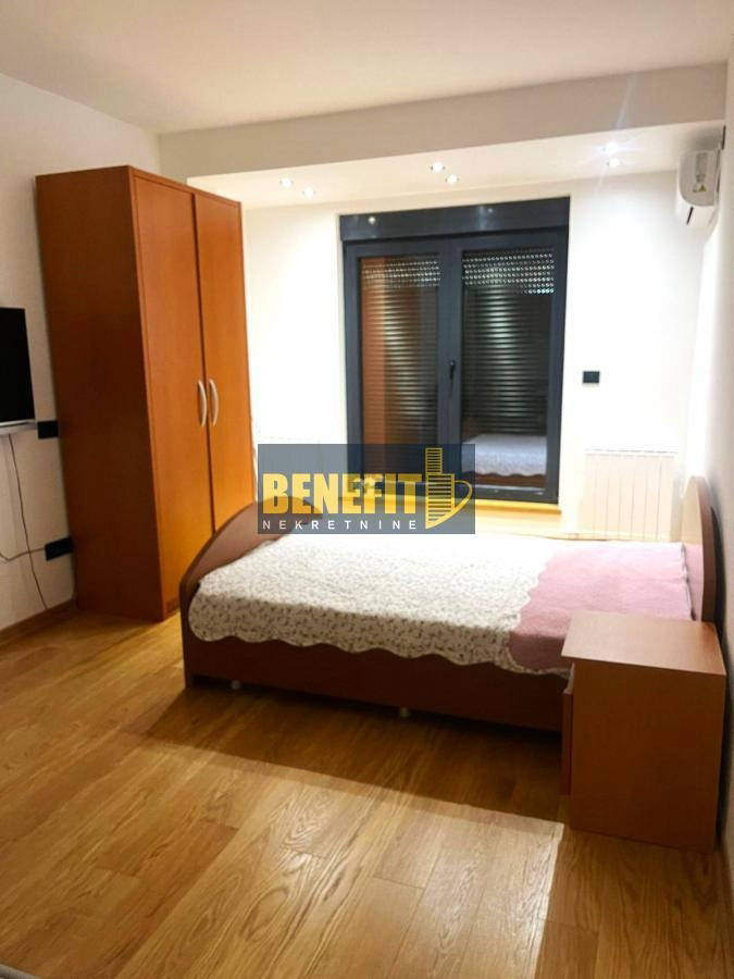 Квартира, 312 м², 102 000$ — FAKTOR