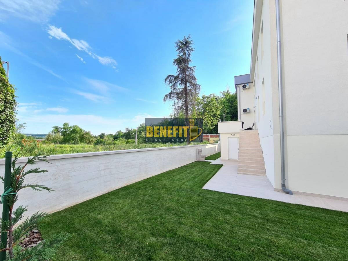 Квартира, 1938 м², 800 000$ — FAKTOR