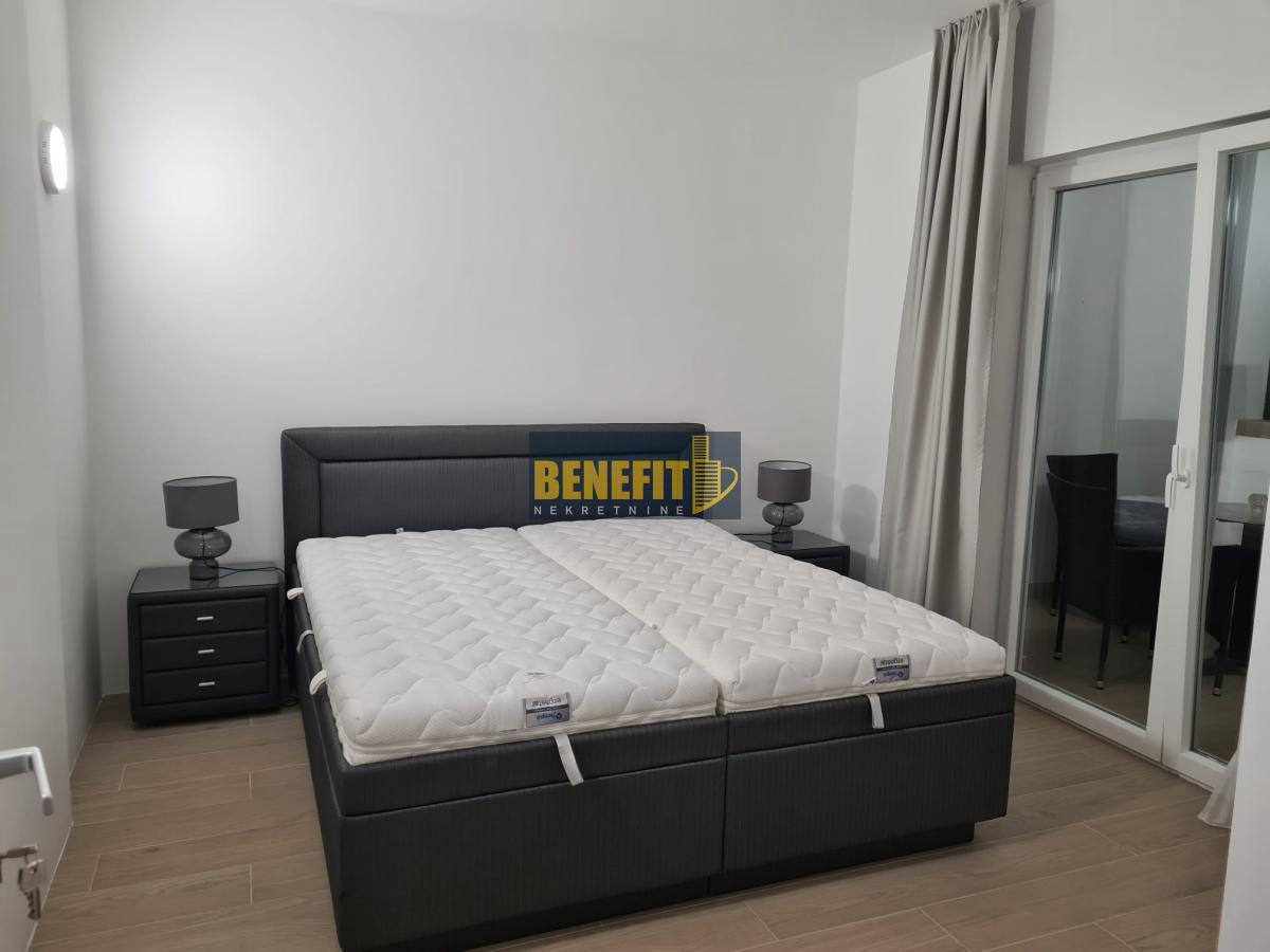 Квартира, 1938 м², 800 000$ — FAKTOR
