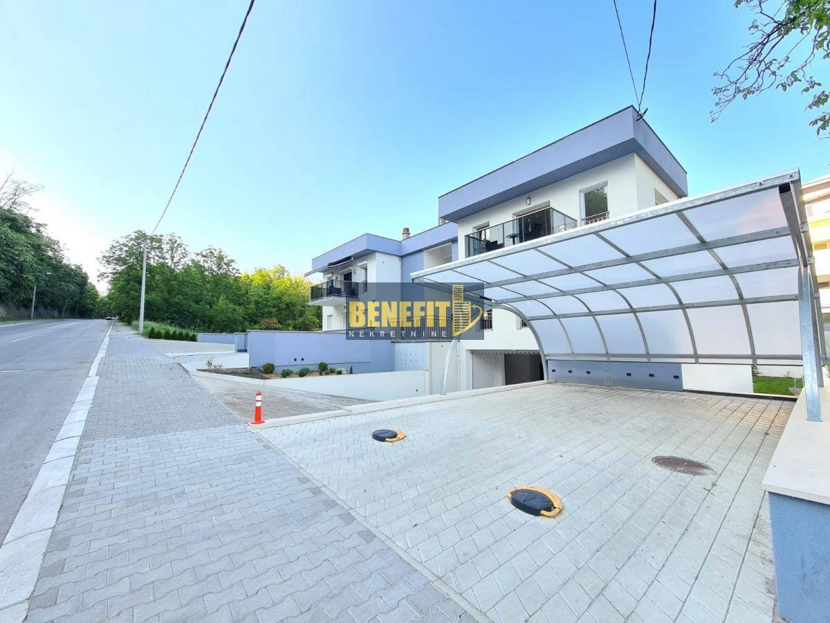 Квартира, 915 м², 360 000$ — FAKTOR