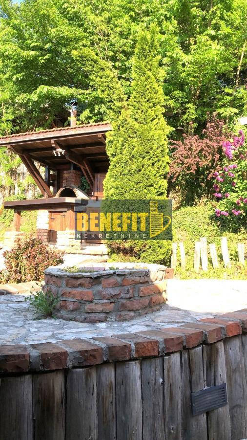 Коммерческая недвижимость, 4575 м², 890 000$ — FAKTOR