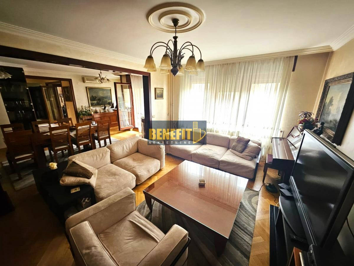 Квартира, 1615 м², 557 000$ — FAKTOR