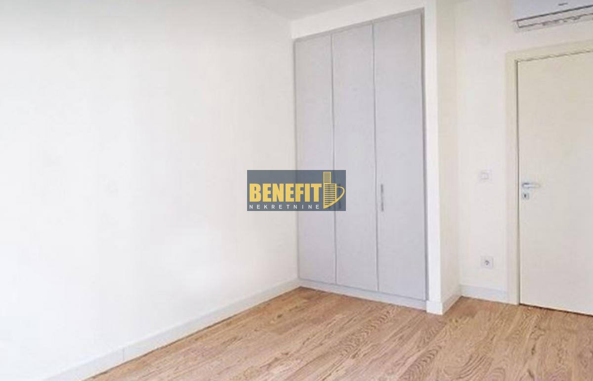 Квартира, 1173 м², 498 000$ — FAKTOR