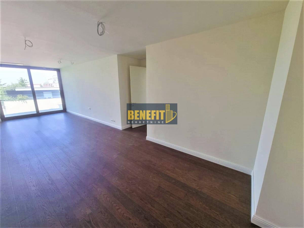Квартира, 2002 м², 1 095 000$ — FAKTOR