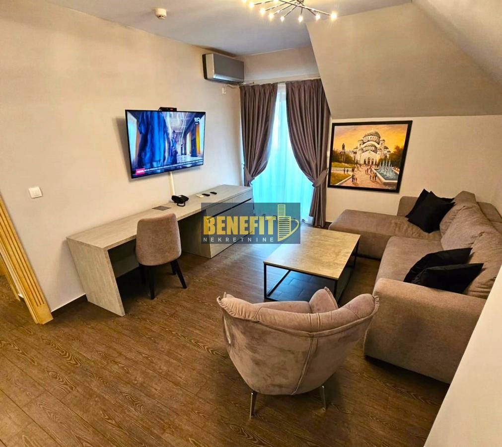 Комерційна нерухомість, 15231 м², 2 400 000$ — FAKTOR