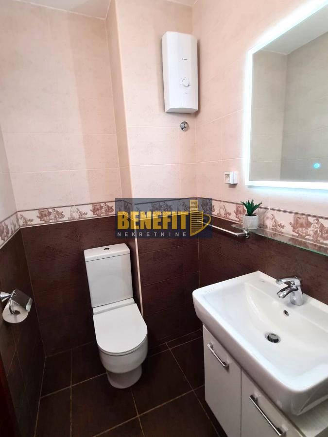 Квартира, 915 м², 360 000$ — FAKTOR