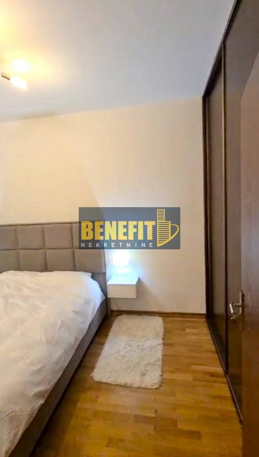 Квартира, 915 м², 360 000$ — FAKTOR