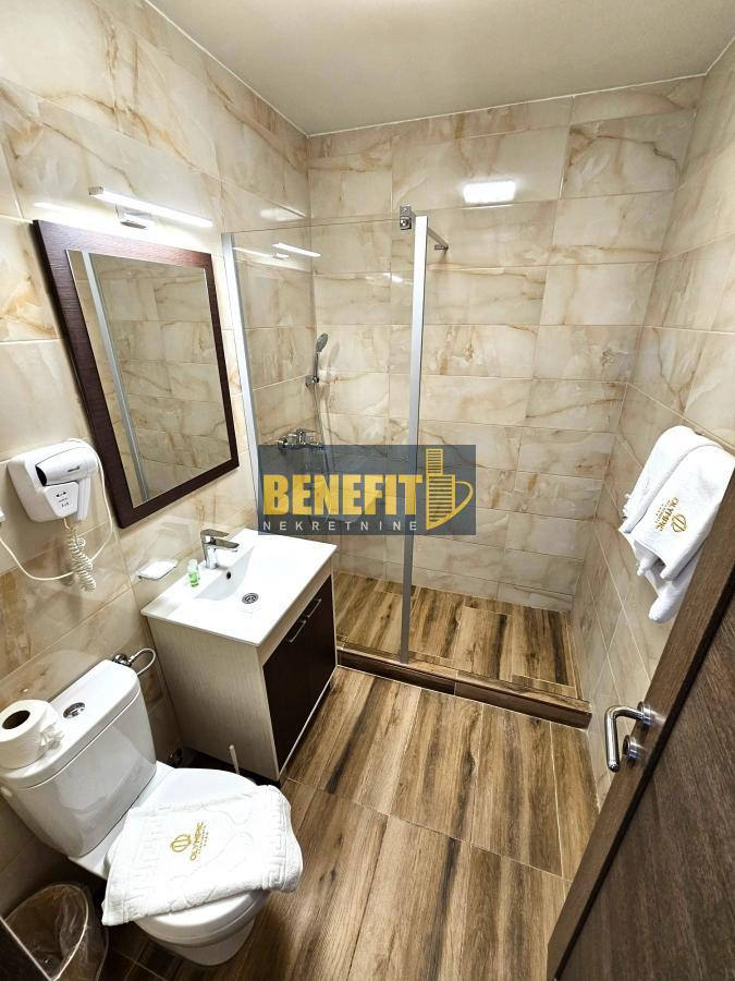Комерційна нерухомість, 15231 м², 2 400 000$ — FAKTOR