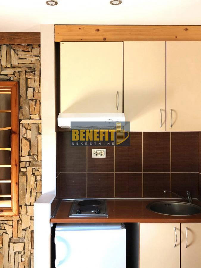 Коммерческая недвижимость, 4575 м², 890 000$ — FAKTOR