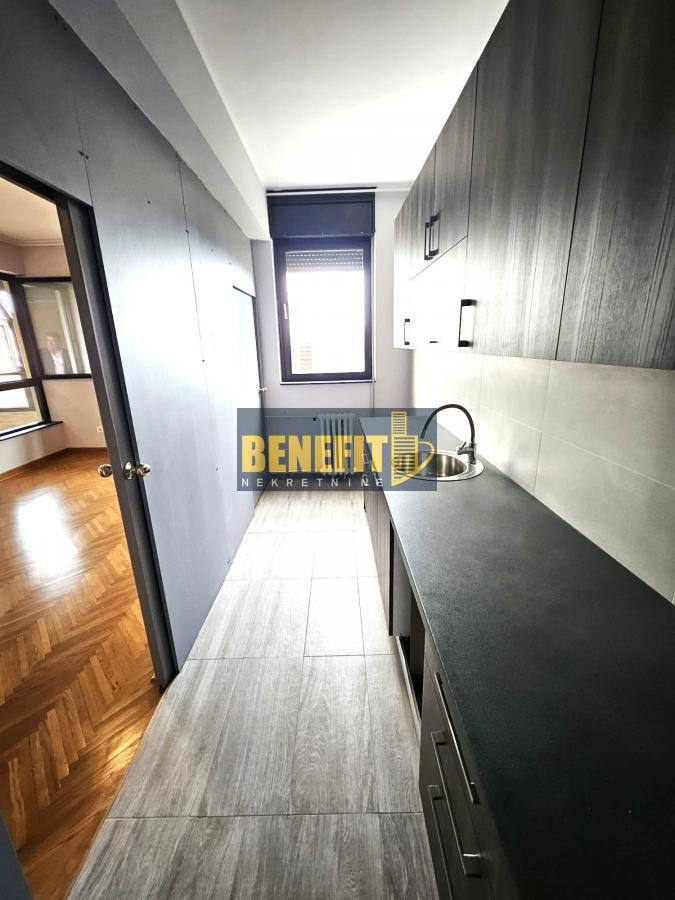 Квартира, 1066 м², 410 000$ — FAKTOR
