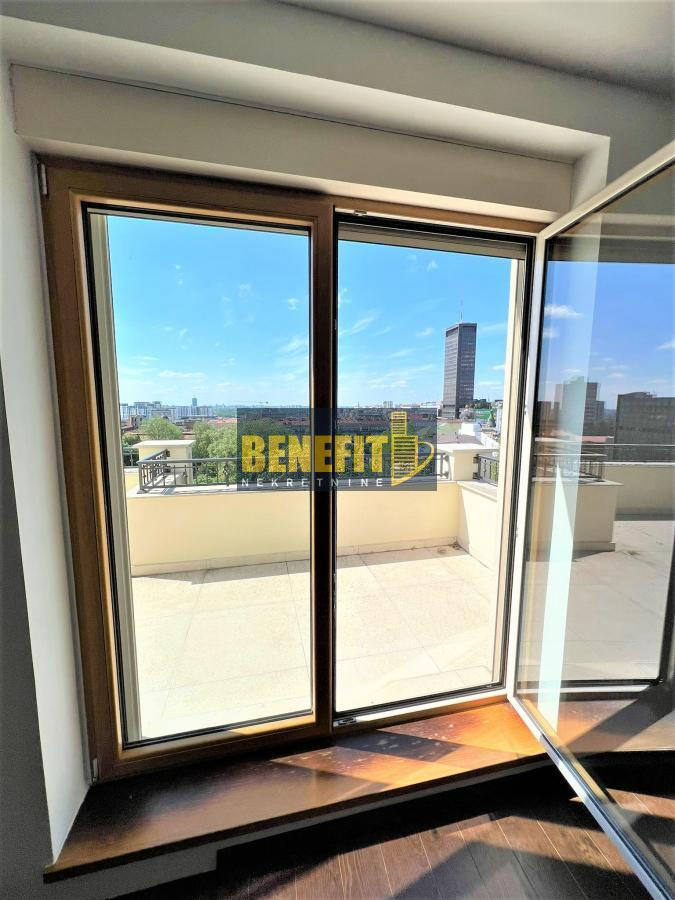 Квартира, 1432 м², 600 000$ — FAKTOR