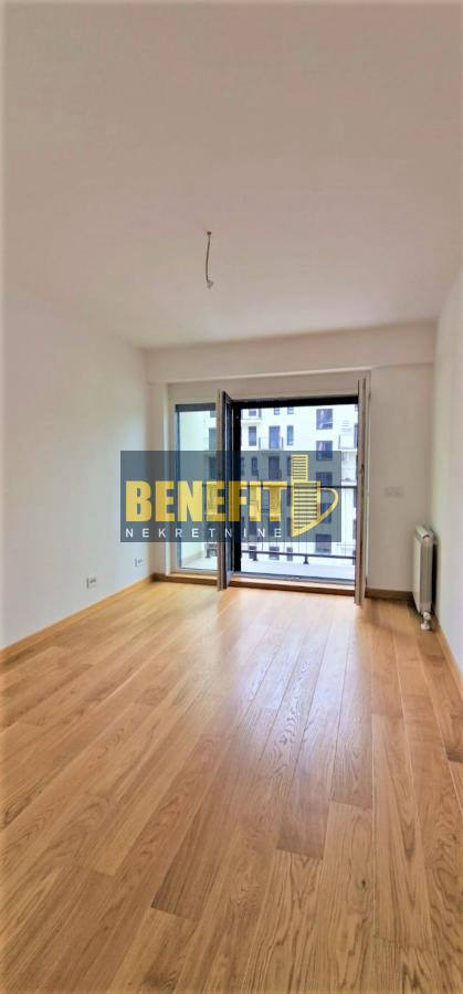 Квартира, 807 м², 263 500$ — FAKTOR
