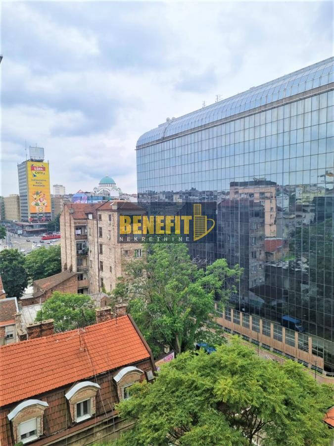 Квартира, 1432 м², 600 000$ — FAKTOR