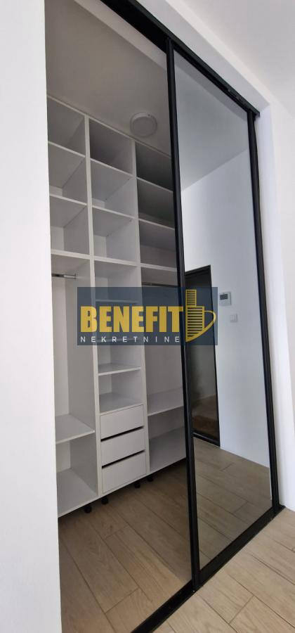 Квартира, 2368 м², 880 000$ — FAKTOR