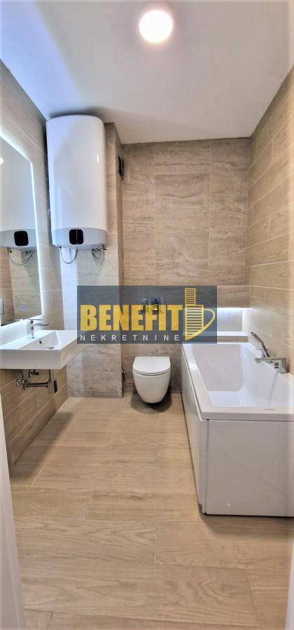 Квартира, 1561 м², 630 000$ — FAKTOR