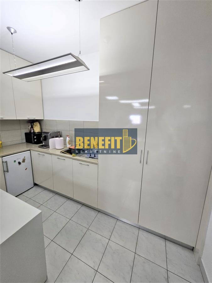 Квартира, 969 м², 252 000$ — FAKTOR
