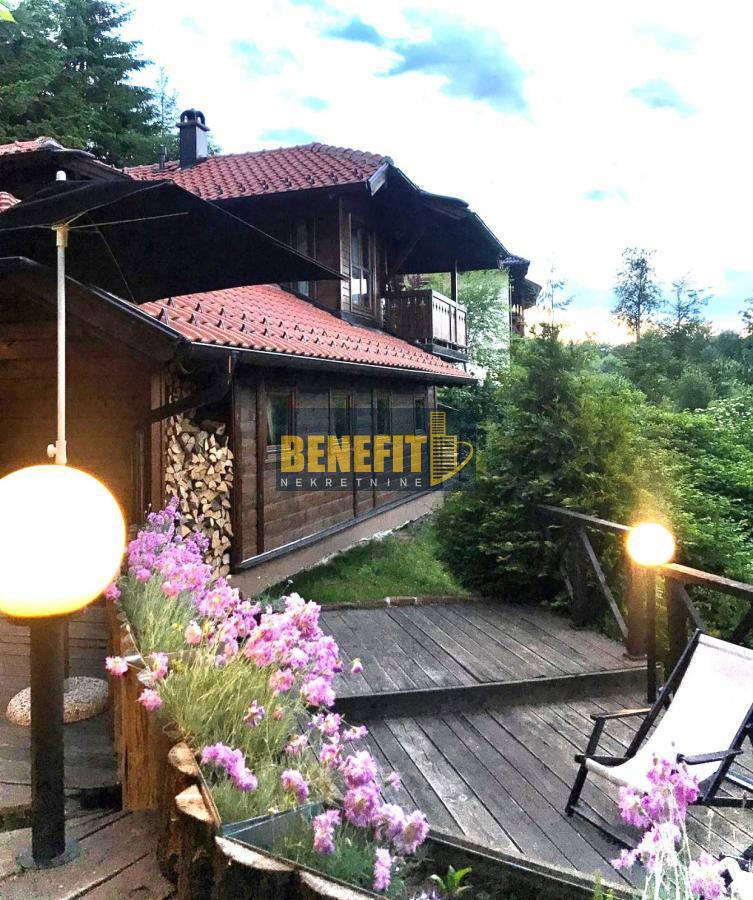 Коммерческая недвижимость, 4575 м², 890 000$ — FAKTOR