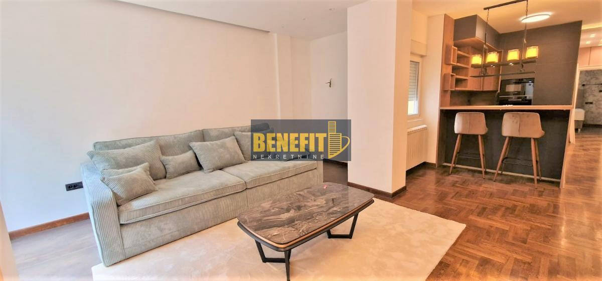 Квартира, 710 м², 268 000$ — FAKTOR